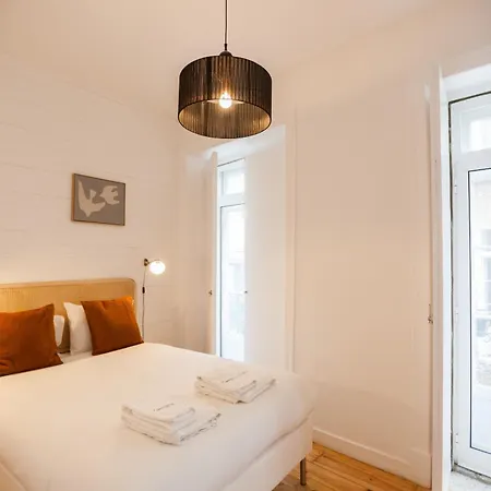 Flh Bairro Alto Elegant With Terrace Апартаменты *