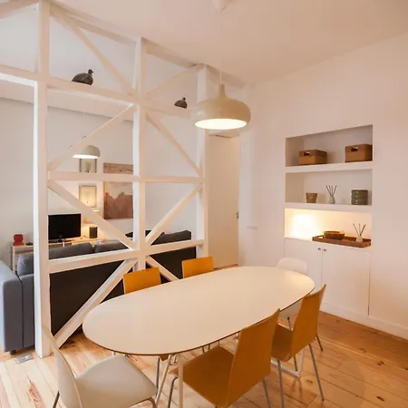 Flh Bairro Alto Elegant With Terrace Апартаменты Лиссабон