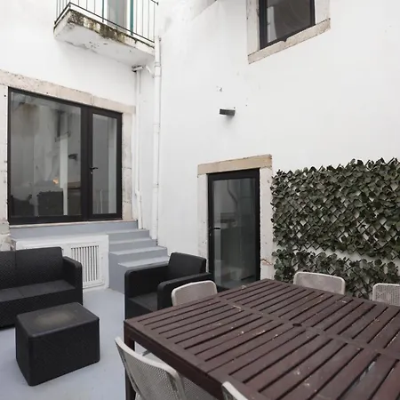 Апартаменты Flh Bairro Alto Elegant With Terrace *
