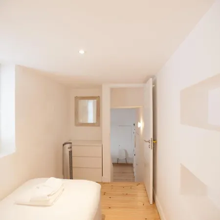 Апартаменты Flh Bairro Alto Elegant With Terrace *